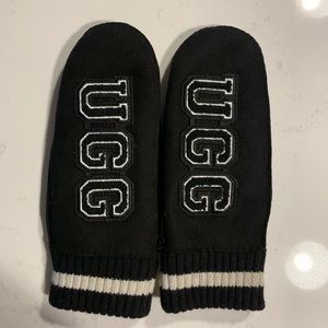 NWT UGG Shearling Mittens